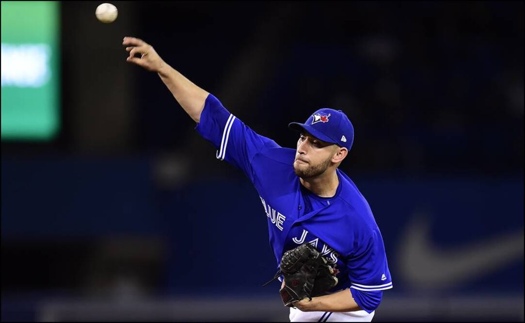 Marco Estrada toleró dos carreras en seis episodios (Foto: AP)