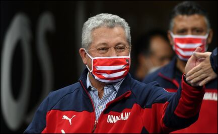 Vucetich dice estar tranquilo por terminar contrato en Chivas