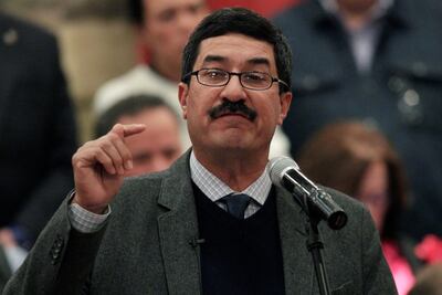 Frente respalda a Corral en denuncia de retención de recursos