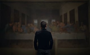 Rapero italiano graba videoclip junto a “La Última Cena” de Da Vinci; critican el permiso