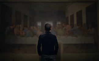 Rapero italiano graba videoclip junto a “La Última Cena” de Da Vinci; critican el permiso