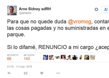 Riñen Arne y Romo en Twitter