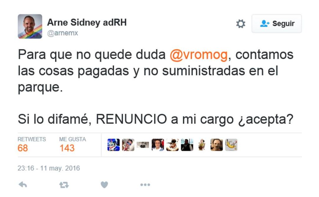 Riñen Arne y Romo en Twitter