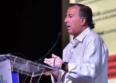 Revisan Meade y senadores del PRI situación económica actual