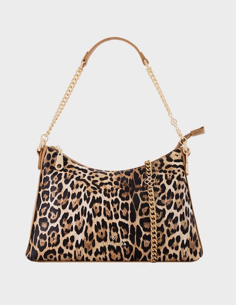 Los bolsos de Jaime Ibiza también integran diseños de animal print de leopardo y de vaca para los espíritus libres. Foto: Cortesía Jaime Ibiza