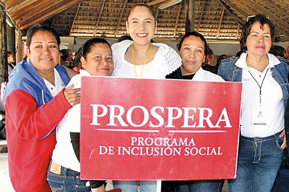 Ayudas. El Coneval pidió evitar la duplicidad de programas sociales como el Prospera. (ARCHIVO EL UNIVERSAL)