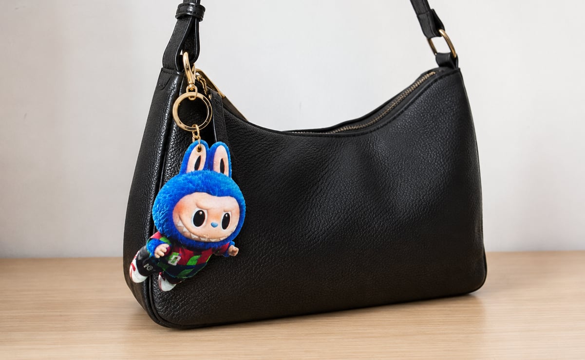 Así es el Labubu del Mundial 2026, el accesorio ideal para tu bolso