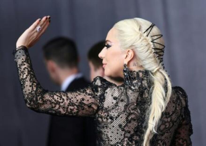 Estos fueron los mejores looks de belleza y peinados de los Premios Grammy 2018