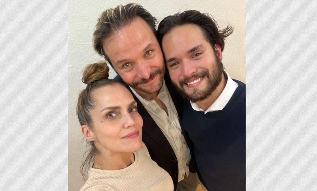 Larisa Mendizabal y Rodrigo Cachero tienen un hijo en común llamado Santiago, de 25 años, con quien aparecen en esta foto de hace unos días.