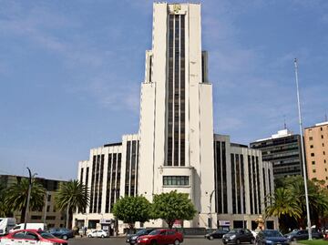 Obligan a burócratas a comprar cachitos, acusan