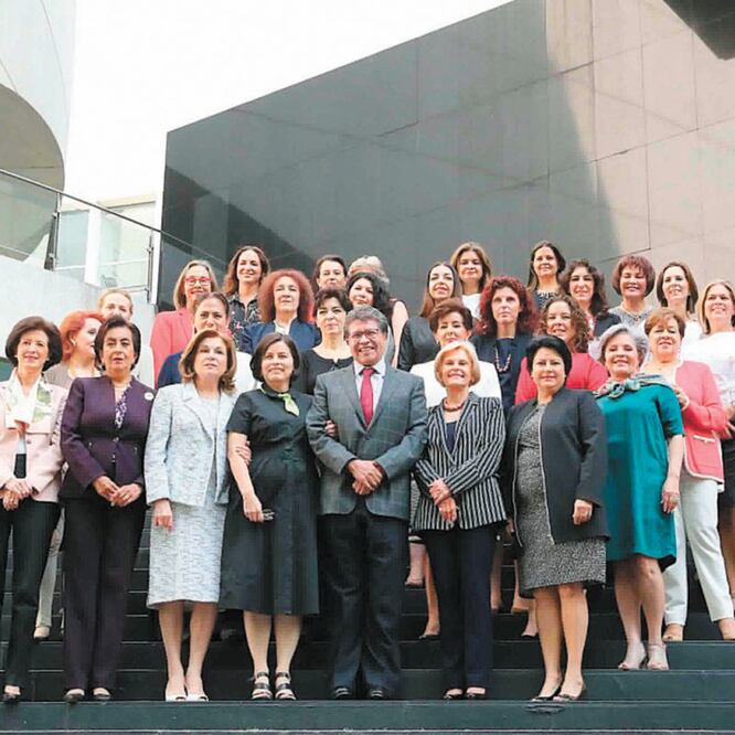 Enriquecen participación. En el Foro Mujeres Capítulo México , las participantes buscaron que se mejore la ley sobre los derechos de mujeres. TOMADA DE TWITTER