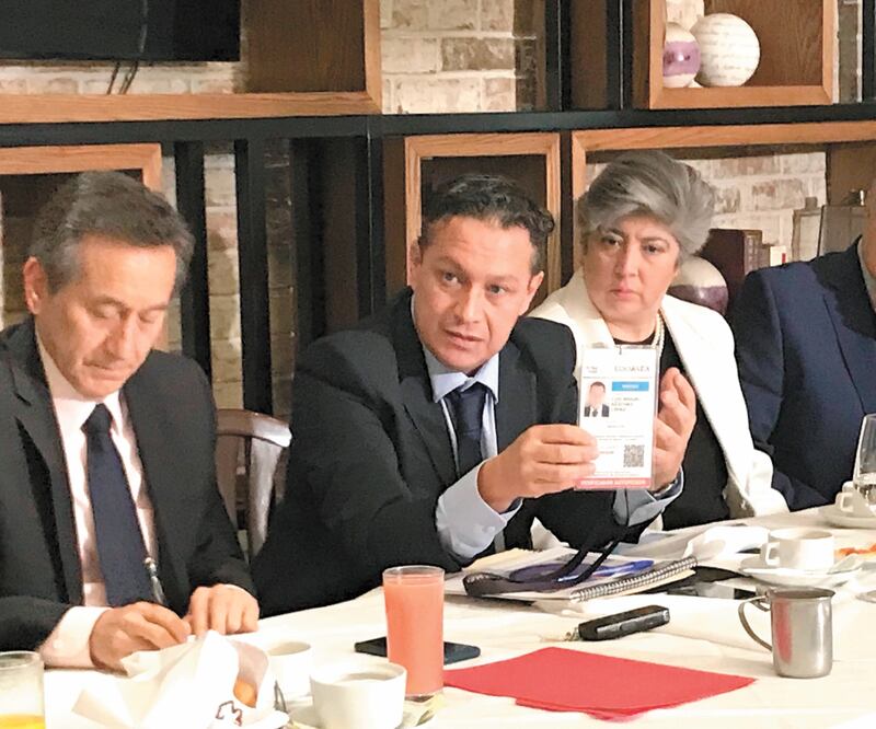 Luis Miguel Sánchez, del Inveamex, se reunió con la Asociación de Empresarios y Colonos del Estado de México. REBECA JIMÉNEZ. EL UNIVERSAL