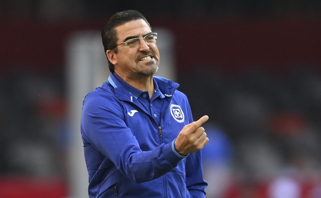 Joaquín Moreno advierte que Cruz Azul buscará sí o sí un 9 para ser un equipo “valiente”