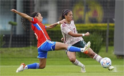 La Selección Mexicana Femenil empata en el regreso de Charlyn Corral y debut de Pedro López