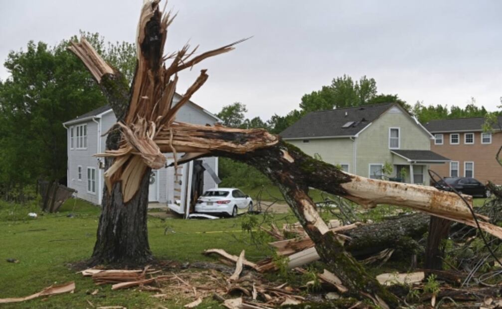 Varios tornados causan destrozos en Mississippi