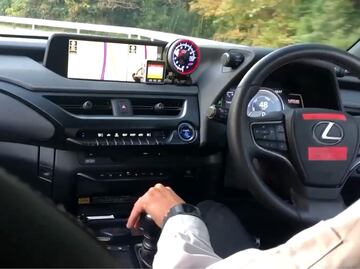 Lexus trabaja en una transmisión manual…¡para autos eléctricos!