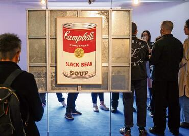 Andy Warhol, en fotos y Polaroids, llega a la Casa del Lago UNAM