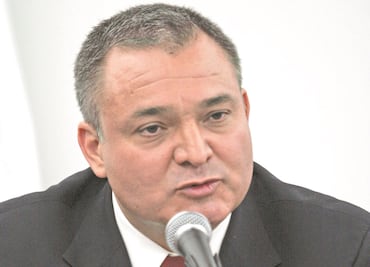 García Luna pasó de dos casas en México a mansiones en EU