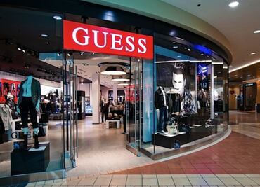 Conoce todos los detalles del nuevo escándalo de Guess