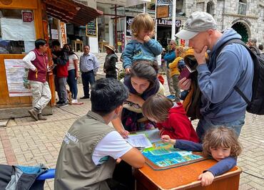Cierran Machu Picchu por protestas contra el gobierno de Perú