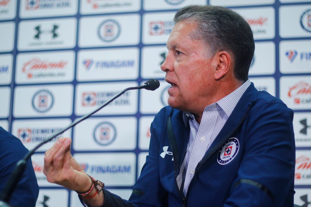 Imago7. Ricardo Peláez durante una conferencia de prensa en La Noria