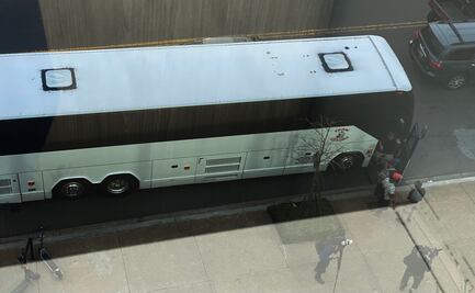 Texas impone confidencialidad a compañías de autobuses que llevan migrantes a NY y Washington