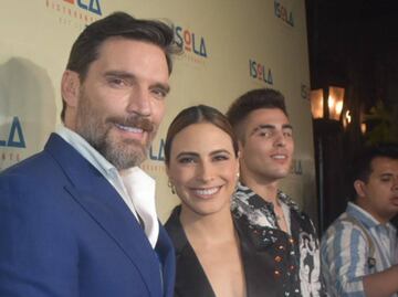 Julián Gil, entre planes de boda y de poder ver otra vez a su hijo Matías