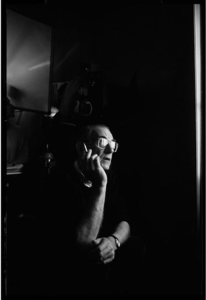 Kielowski durante la filmación de Tres colores: Rojo, 1994. Archivo: The Krzysztof Kieślowski Creative Archive © Piotr Jaxa / Fundacja Sztuki Współczesnej In Situ.