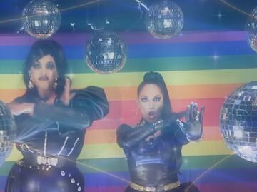 Se lanzan contra Tatiana por cantar y bailar con Velvetine, artista drag queen