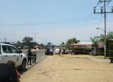 Matan a balazos a un taxista en zona conurbada a la capital de Oaxaca