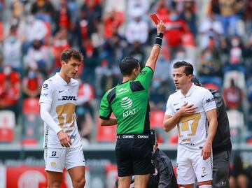 Tres expulsados de Pumas ante el Toluca