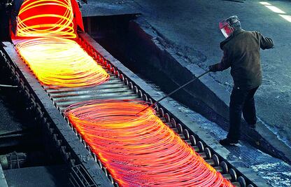 Halla SAT elusión de firmas por 700 mdp