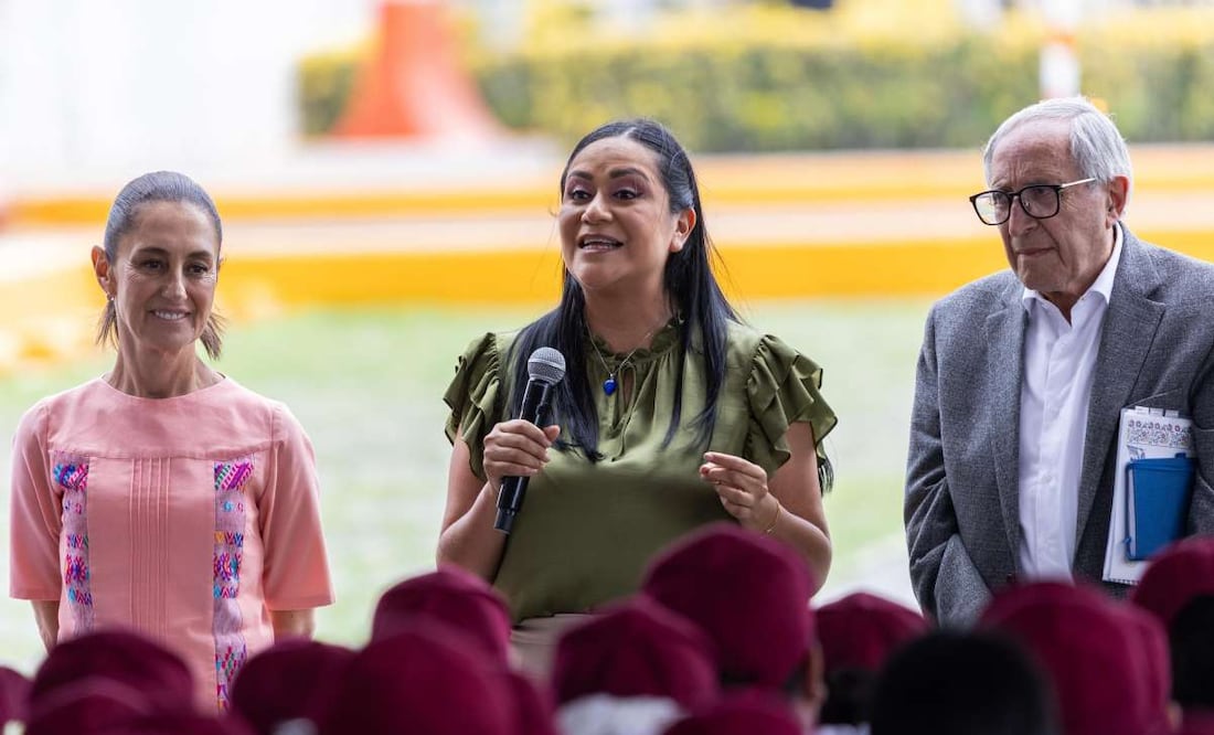 Ariadna Montiel durante la Asamblea de salud casa por casa en el Hospital Regional de Alta Especialidad de Ixtapaluca, Estado de México. Foto: Hugo Salvador/EL UNIVERSAL