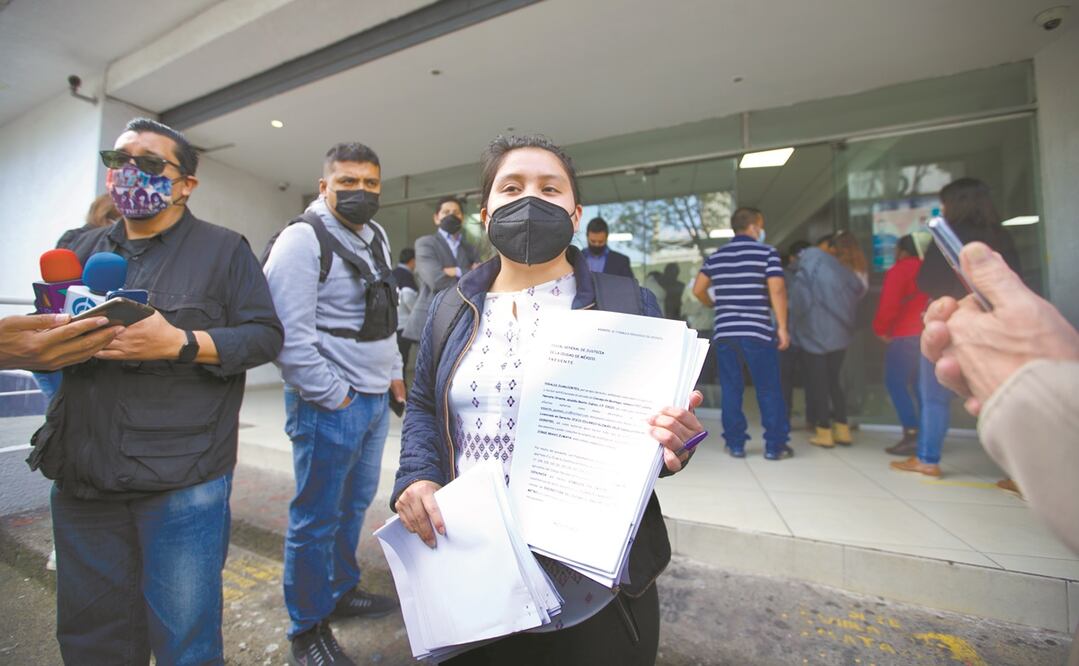 Yeraldi Cortés asegura que hay datos de prueba para responsabilizar a Serranía por la Línea 12. Foto: GERMÁN ESPINOSA. EL UNIVERSAL