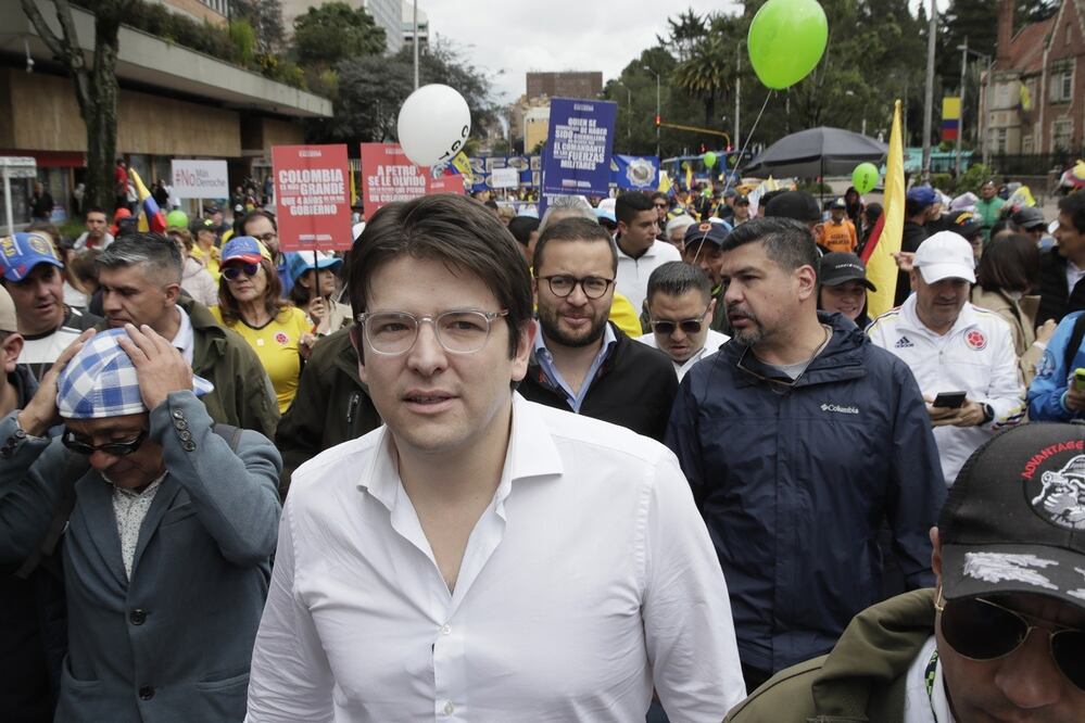 Miguel Uribe Turbay, durante una manifestación en Bogotá (Colombia), en noviembre pasado. FOTO: EFE