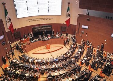 Senadores van por reglamento para consumo lúdico de la marihuana