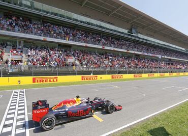 Un piloto de 18 años gana el GP de España