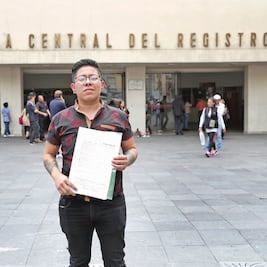 Pasaron 20 años para que Oleg tuviera su identidad real