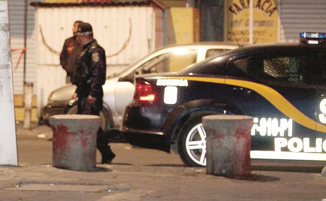 Policías no vigilan, pero sí extorsionan, dicen vecinos de El Rosario