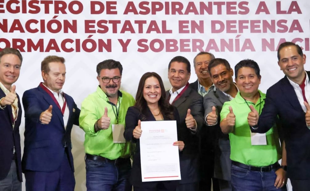 Registro de las aspirantes de Morena, Pablo Amílcar, Esthela Damián, Zeferino Gómez, José Ojeda, Iván Hernández y Rogelio Ortega,así como la aspirante por el Partido Verde, Karen Castrejón del Estado de Guerrero. Foto: Karla Guerrero / EL UNIVERSAL