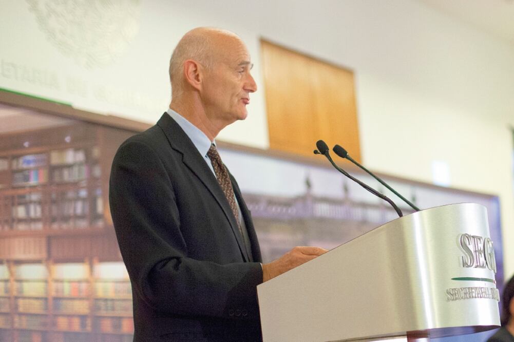 Andrew Standley, embajador de la Unión Europea en México, agradeció las muestras de solidaridad por los atentados en París y Bruselas (ARCHIVO EL UNIVERSAL)