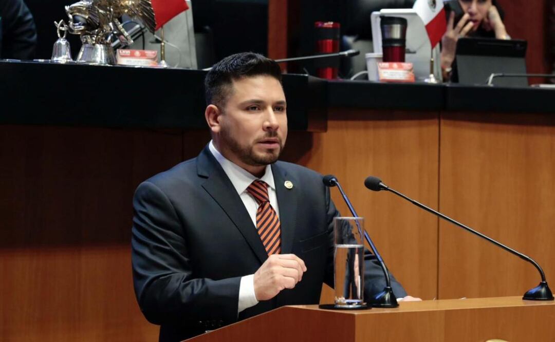 Ivan Jaimes Archundia, legislador suplente de Manlio Fabio Beltrones (16/12/2025). Foto: X (@kunfupanda2)