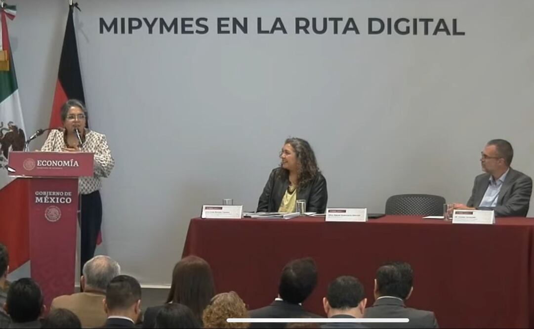 “El presidente ha sabido cultivar una muy buena relación con sus socios, yo no creo que sea afectada": Raquel Buenrostro, secretaria de Economía. Foto: Ivette Saldaña/ EL UNIVERSAL