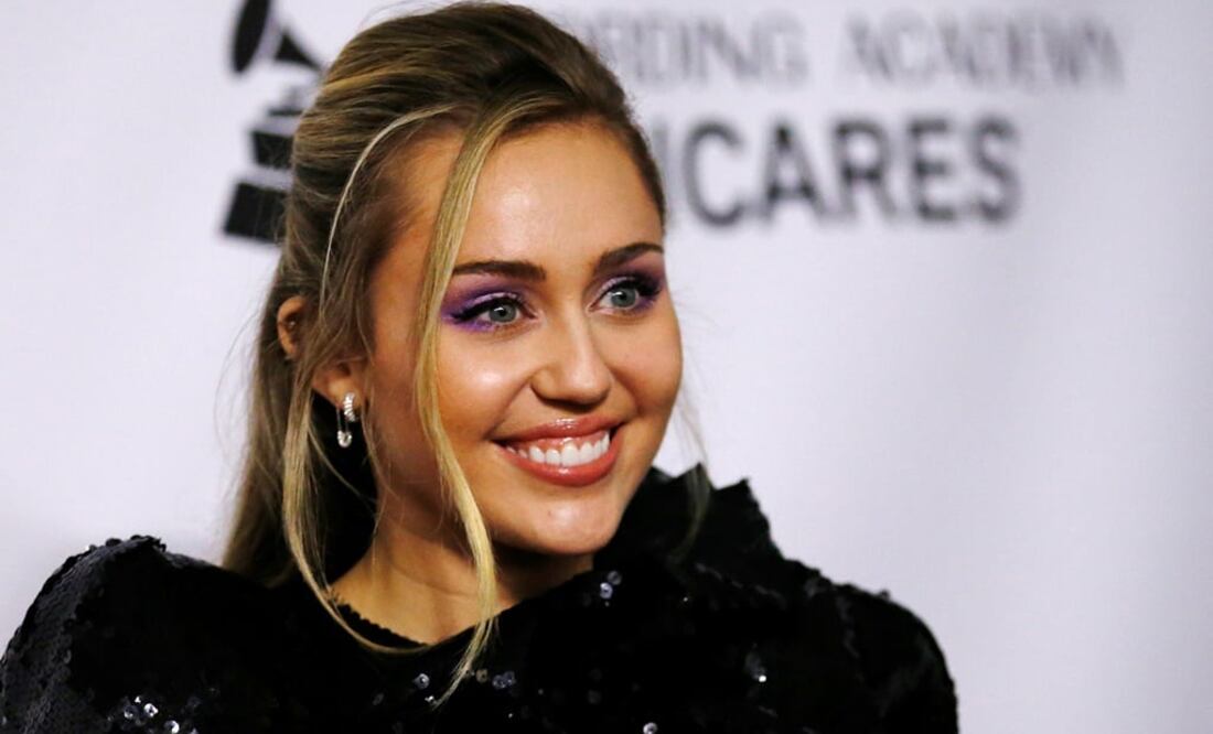 Miley Cyrus calentó de nueva cuenta las redes sociales. Foto: Reuters