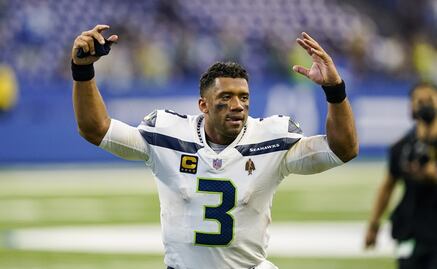 Los Seahawks superan a los Colts con gran actuación de Russell Wilson