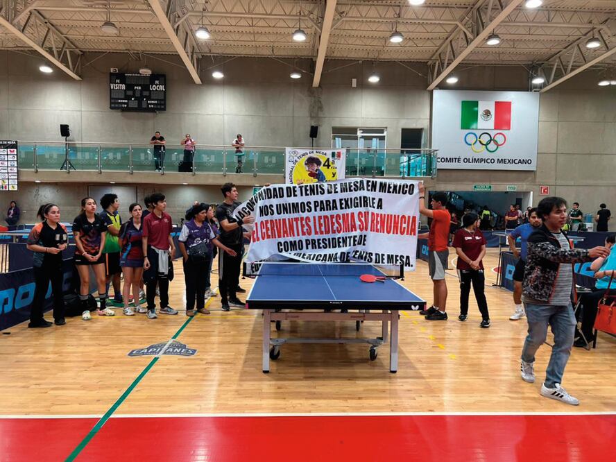 Las protestas por la gestión del actual titular han perjudicado el desarrollo de ciertas competiciones. Foto: Especial