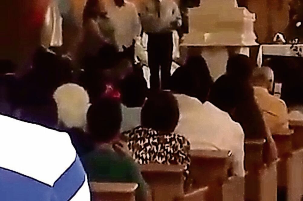 En Aguascalientes, durante una misa un laico dio un mensaje a la feligresía para pedir que votara por candidatos que fueran acordes a sus principios, además de que se repartieron volantes en los que se calificaba la plataforma electoral de cada partido