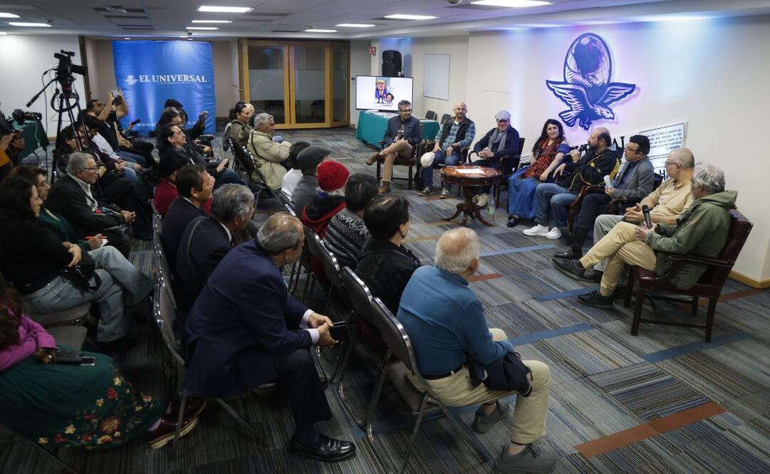Luy, Chelo, Fer de Anda, Waldo, Boligán, Kemchs y Galindo compartieron experiencias de décadas dedicadas a cuestionar el poder mediante el humor gráfico.  |  Foto: Carlos Odín.