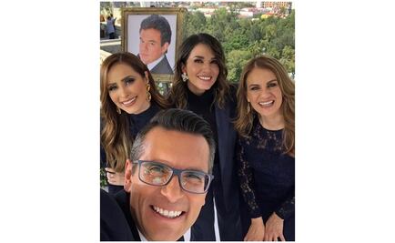 Conductores de "Venga la Alegría" indignan con foto durante Homenaje a José José