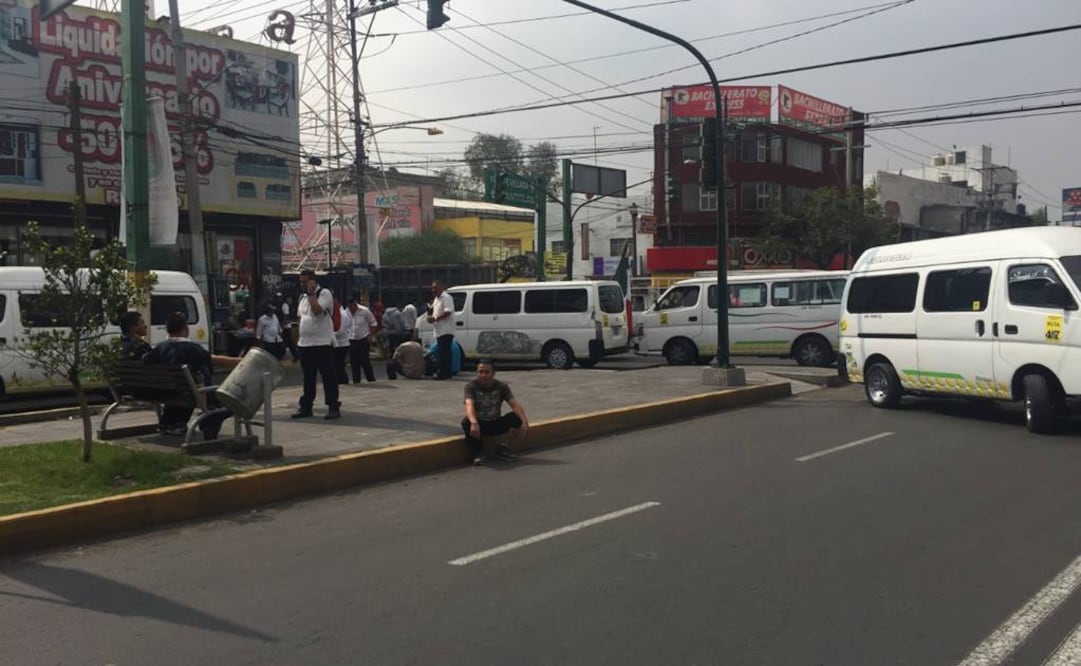 Transportistas de Edomex protestan contra operativos